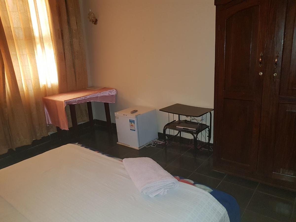 Centre D' Accueil Joli Reve 호텔 Kisangani 외부 사진